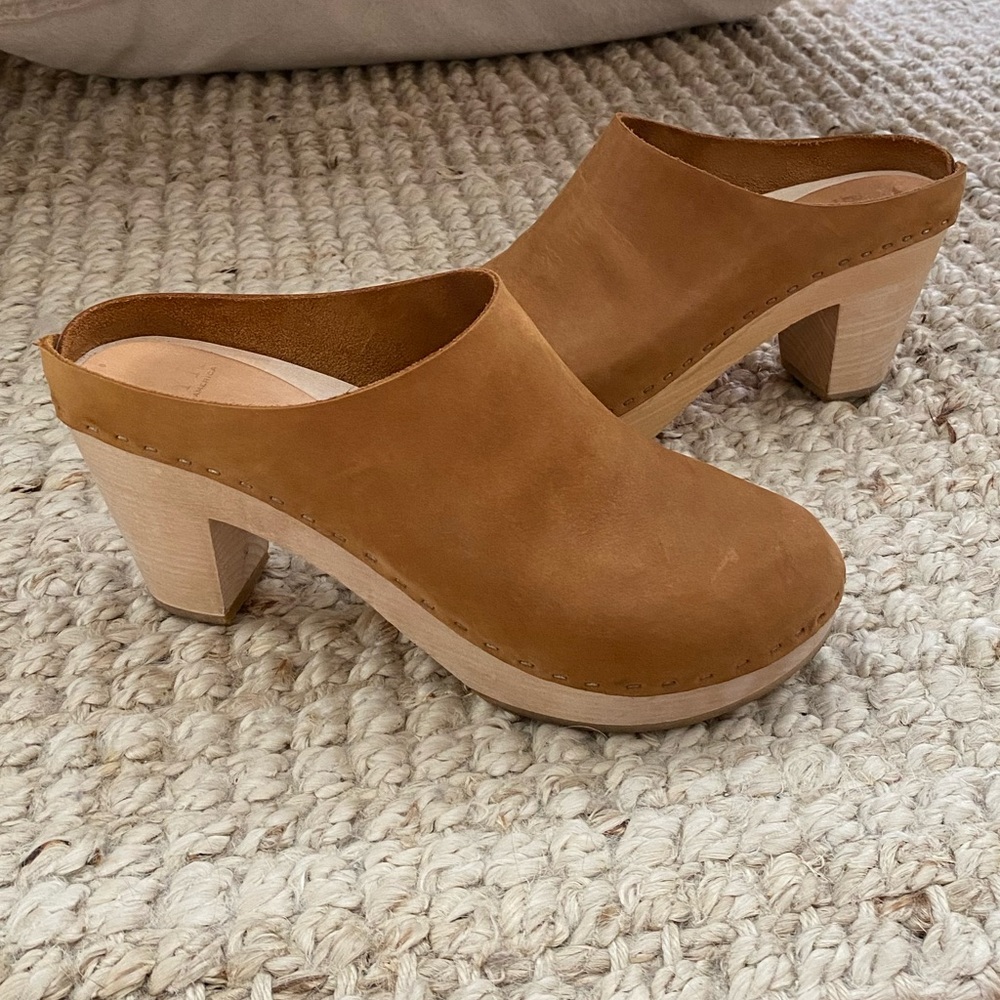 Bryr Chloe Clog - image 1